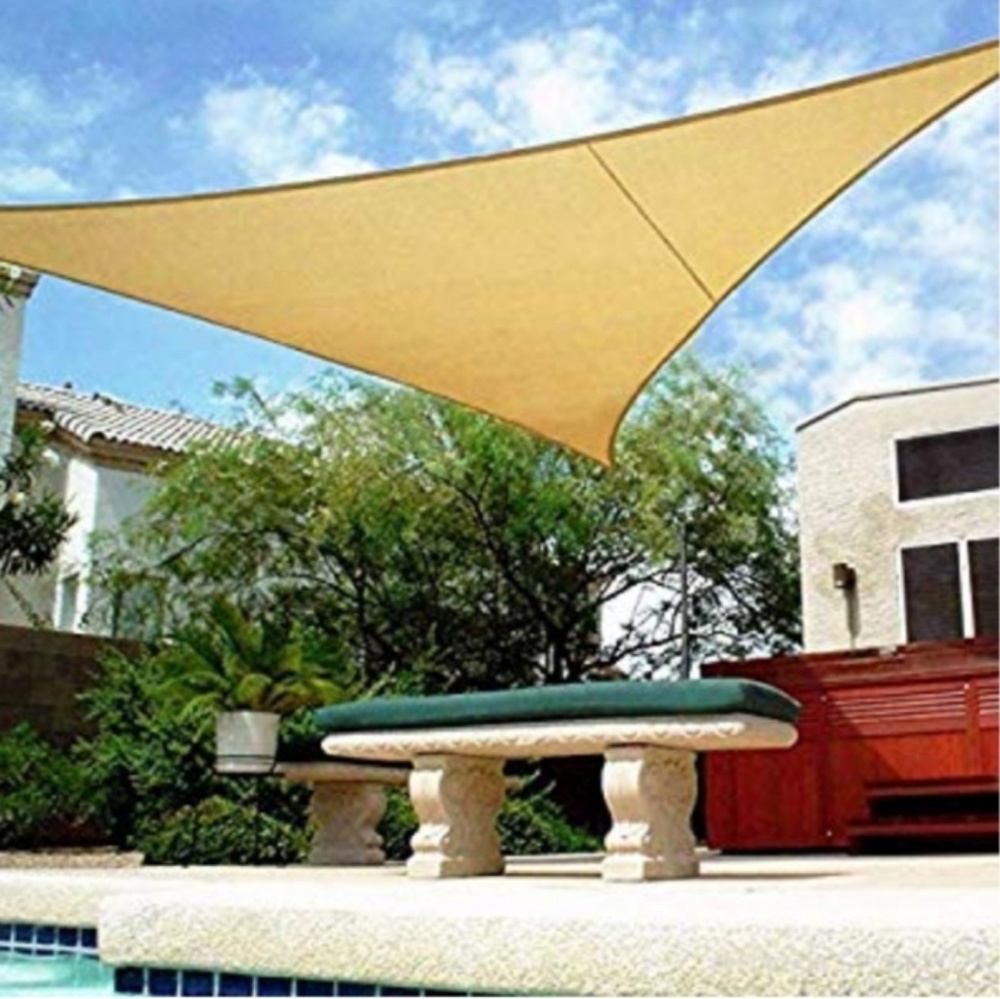 12x12x12 triangle sun shade backyard.